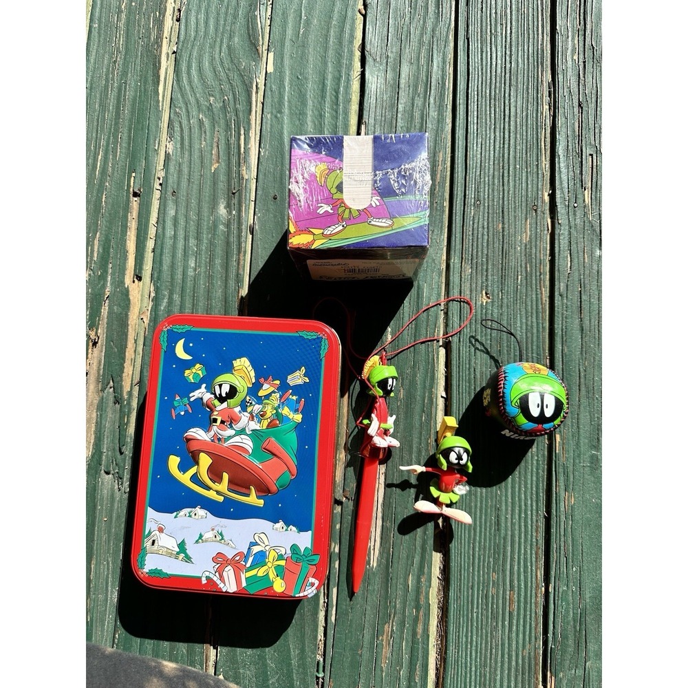 Marvin The Martian Lot Note Holder Pen Hacky Sack Tin Figure Warner Bros Vintage